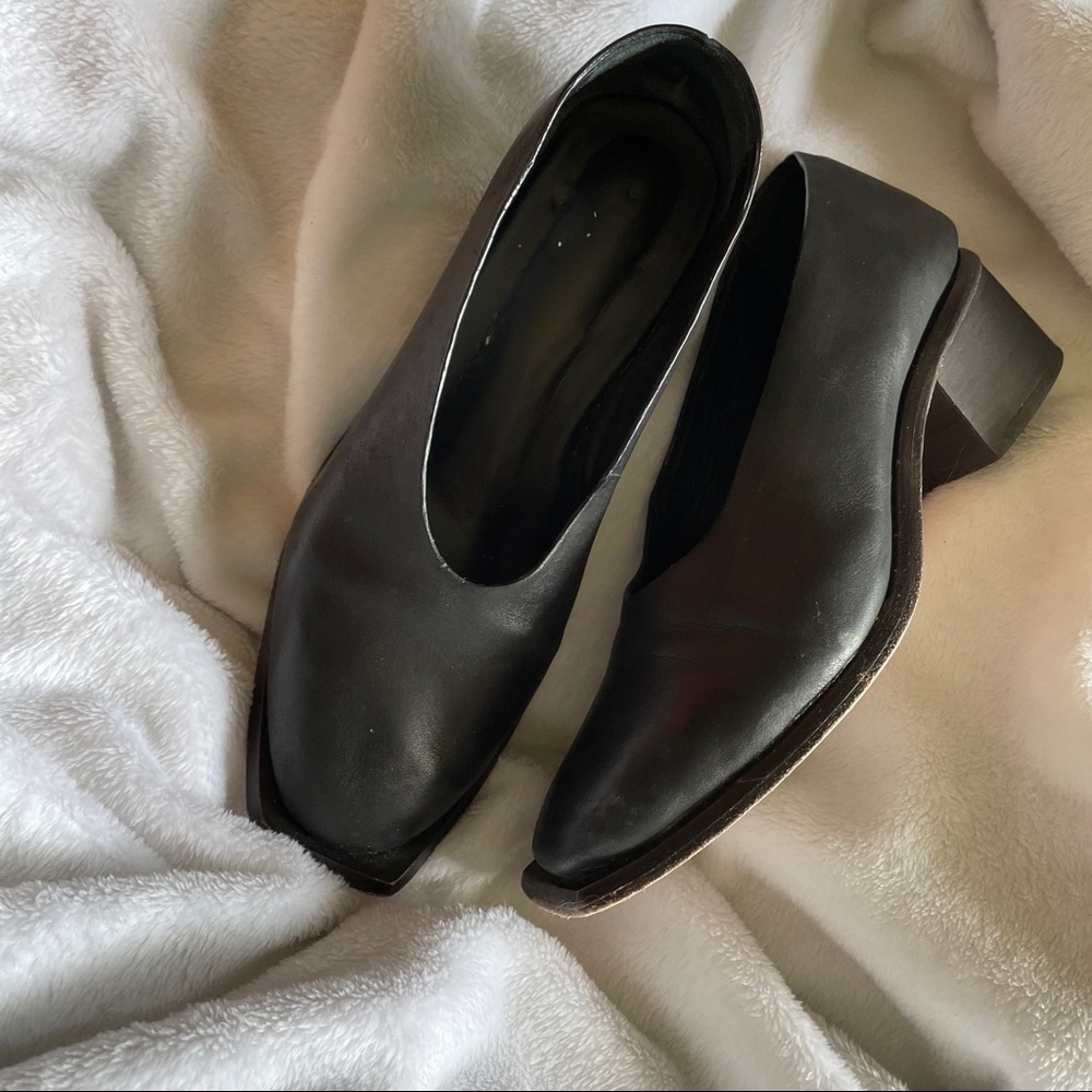 Wai & Pai Oak Pump Black Square Toe Block Heel Size 38 - Picture 3 of 8
